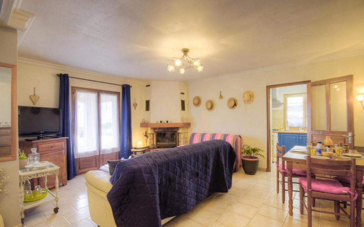 Amon Nos Otes Villa Vezzani Exteriör bild